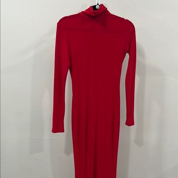 Norma Kamali x REVOLVE Turtle Fishtail Gown - Picture 3 of 11